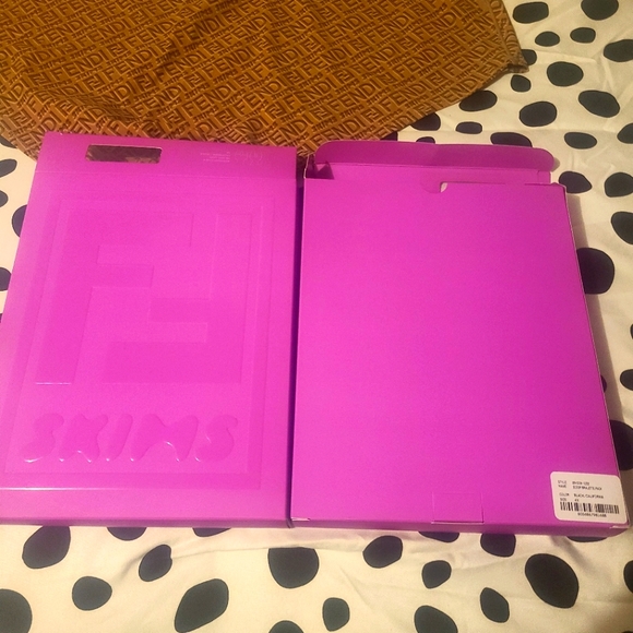 Fendi Skims bralette & panty set sz 4x NIB - Picture 3 of 5